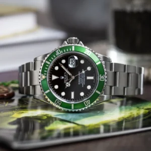 2009 Rolex Submariner “Kermit” 40mm 16610LV Stainless Steel Black Dial