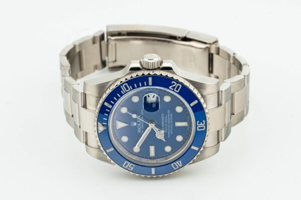 2009 Rolex Submariner “Smurf” 40mm 116619LB White Gold Blue Dial
